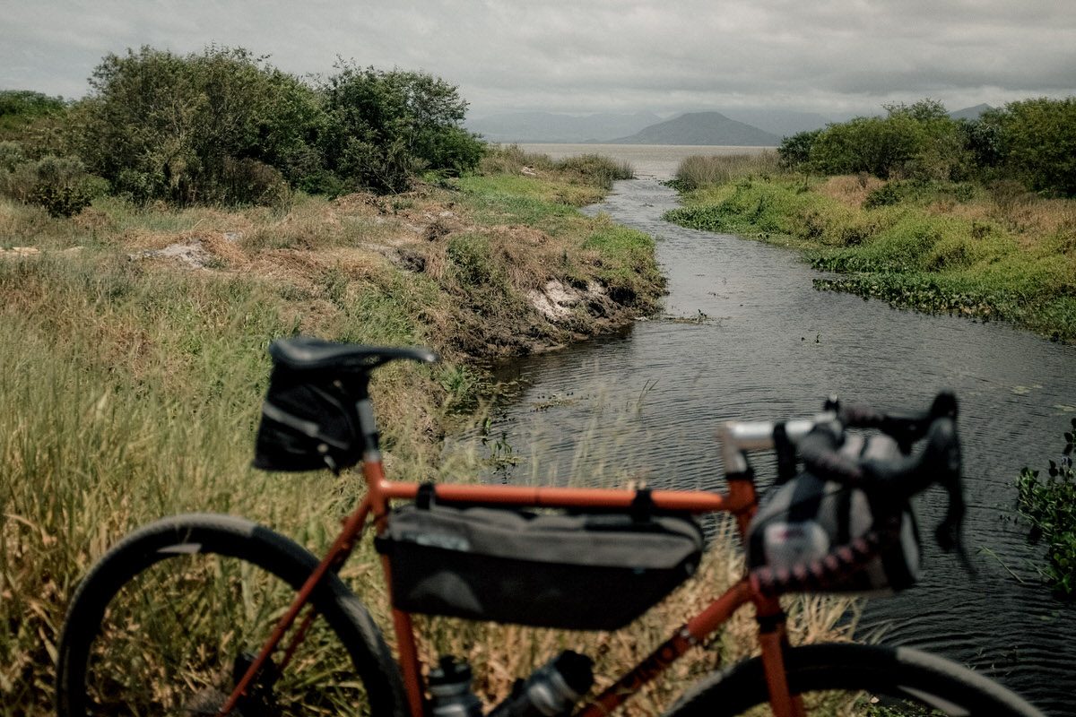 a vista da lagoa ao fundo